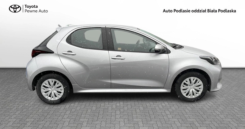 Toyota Yaris cena 71900 przebieg: 41240, rok produkcji 2022 z Szczytna małe 254